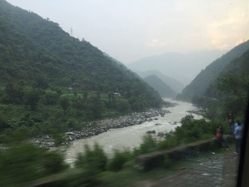 Photo of Bhuntar, Himachal Pradesh, India by Nithin Chandy