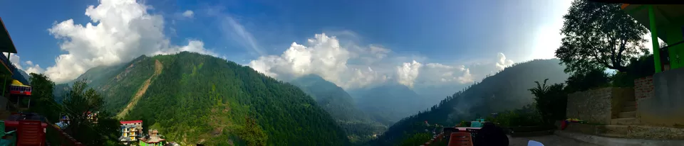 Photo of Pink Floyd Cafe, Tosh, Himachal Pradesh, India by Nithin Chandy