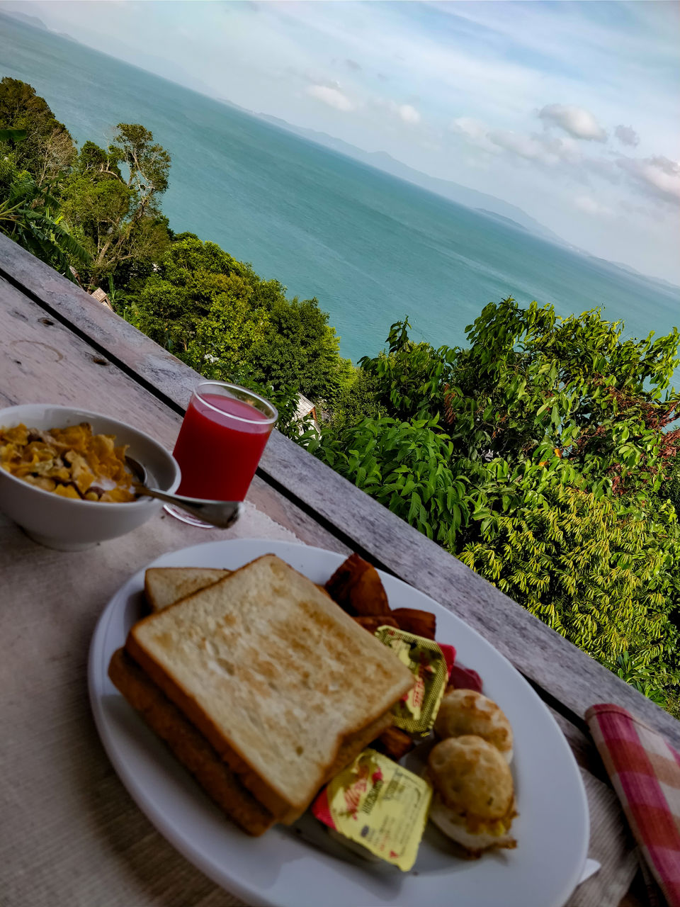 Photo of Saaitara Restaurant, Phru Nai, Ko Yao District, Phang-nga, Thailand by Nagajyoti