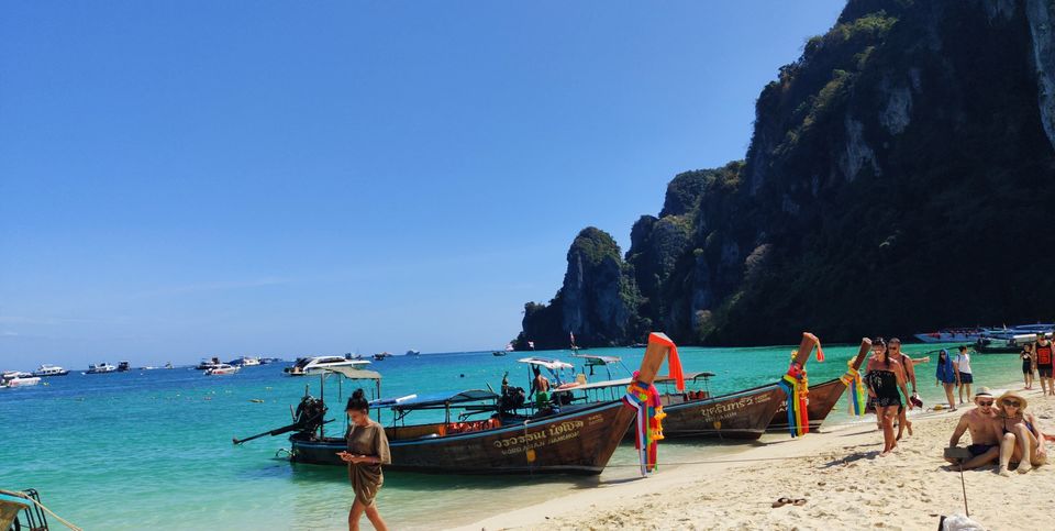 Photo of Phi Phi Islands, Krabi, Thailand by Shivanee Shegle