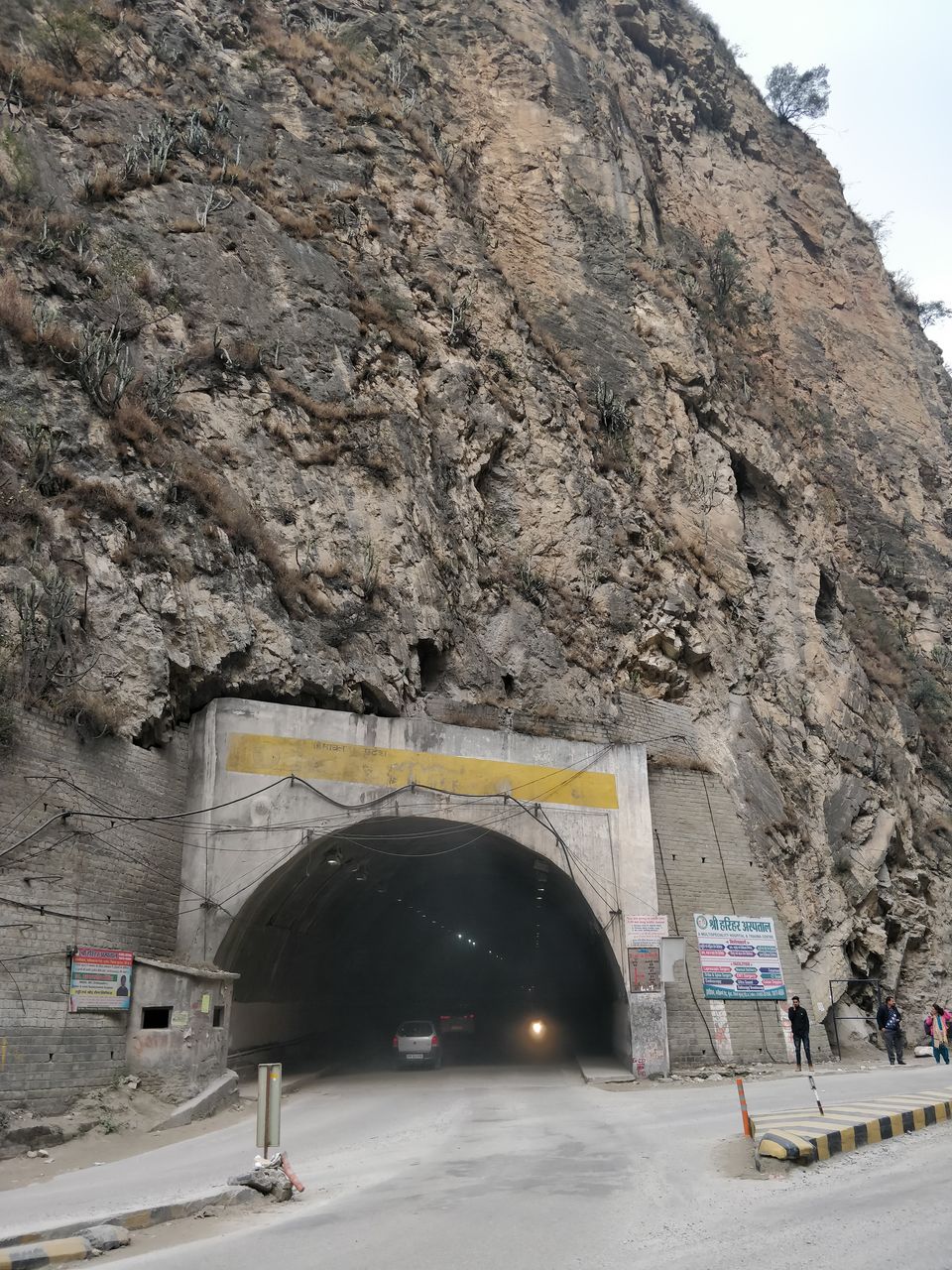 Photo of Pandoh Dam, National Highway 21, Uba, Himachal Pradesh, India by Abhishek Raj