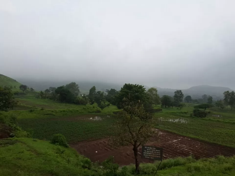 Photo of Purandar Road, Chivhewadi, Maharashtra 412301, India by Milind Gupta