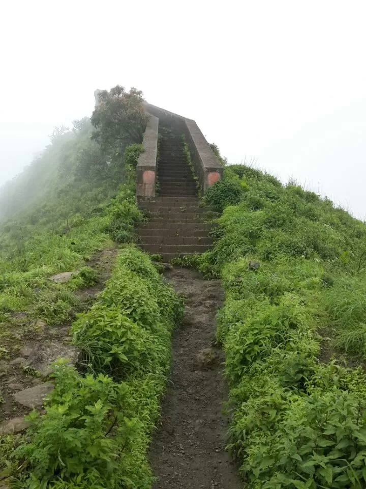 Photo of Gherapurandhar, Maharashtra, India by Milind Gupta