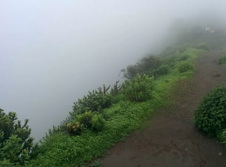 Photo of Gherapurandhar, Maharashtra, India by Milind Gupta