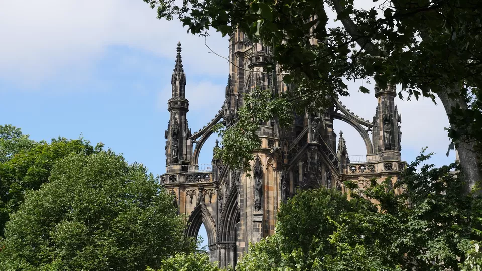 Photo of Scott Monument, Edinburgh, UK by Annie Benzie