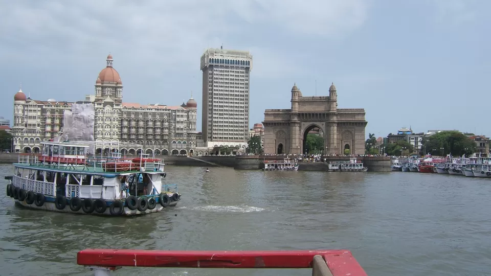 Photo of Gateway of India, Apollo Bandar, Colaba, Mumbai, Maharashtra, India by Husein Haveliwala