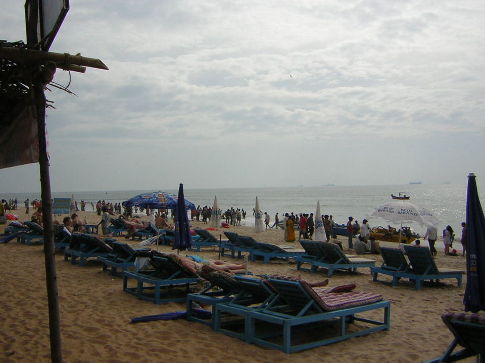 Photo of Goa’s Vices – Deep Pockets and Shores of Waste 1/4 by Husein Haveliwala