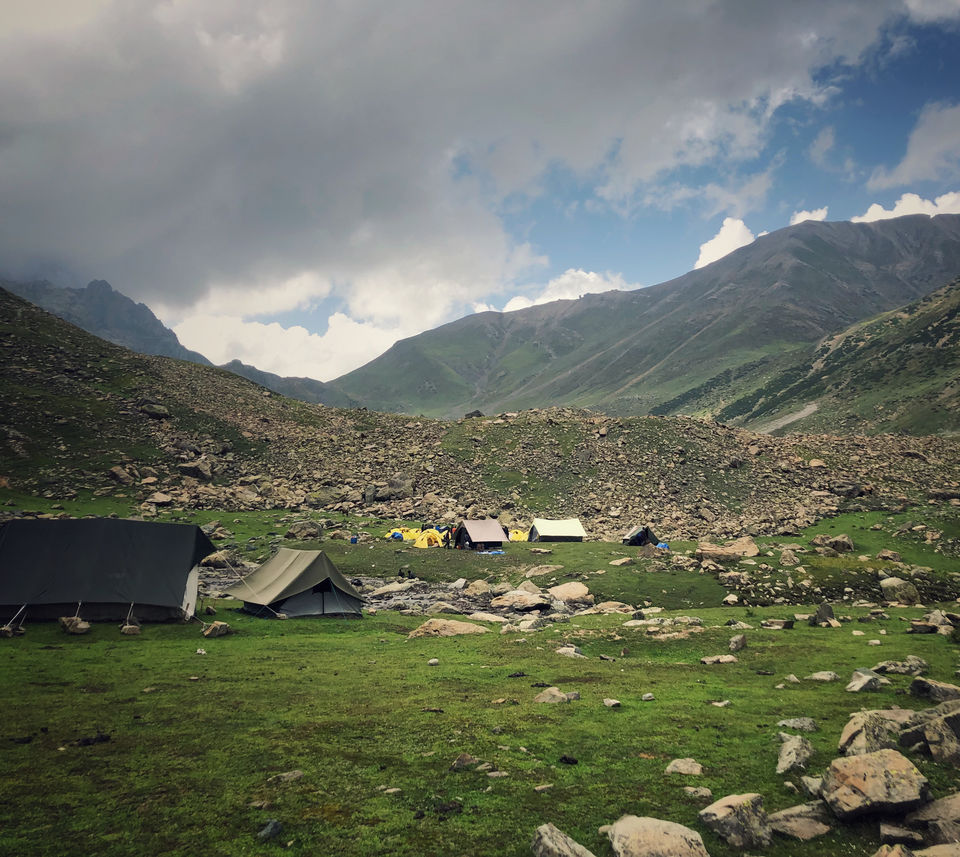 Photo of HOW I BACKPACKED SOLO ACROSS ONE OF THE MOST PRETTIEST TREKS IN INDIA:KASHMIR GREAT LAKES 18/18 by thesolitarybackpacker