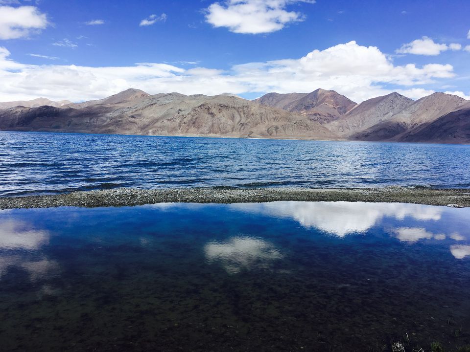 Photo of Pangong Lake by nikhil Satpute