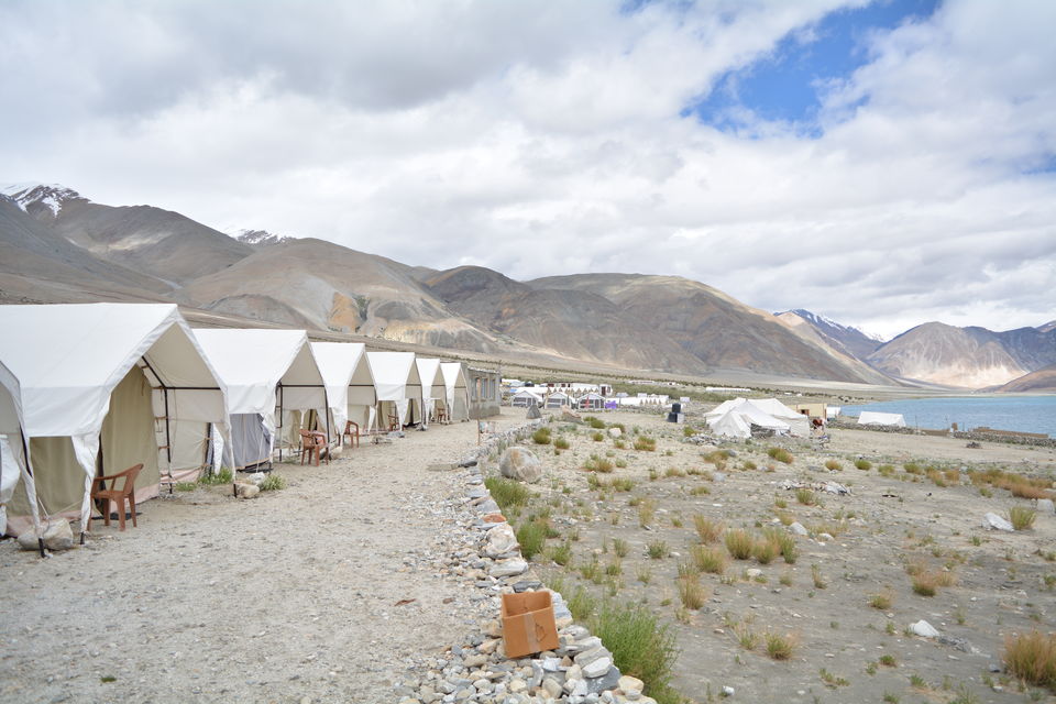 Photo of Pangong Lake by nikhil Satpute