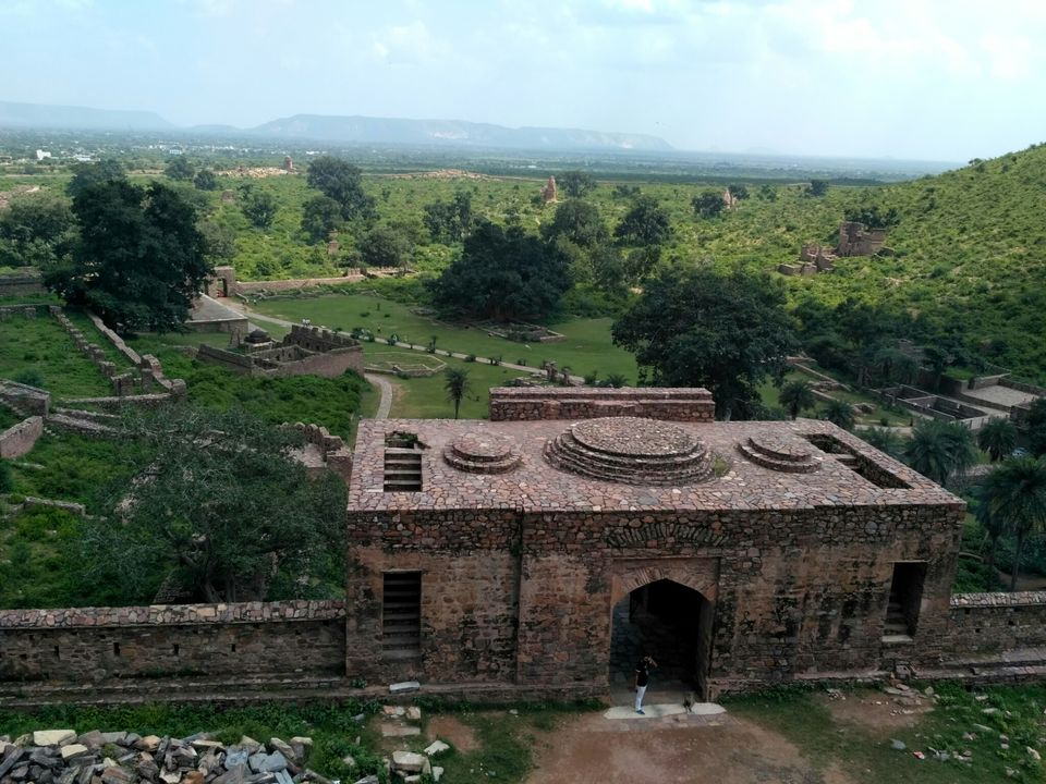 Photo of Bhangarh Fort, Bhangarh, Rajasthan, India by Saptadeepa Bandopadhyay
