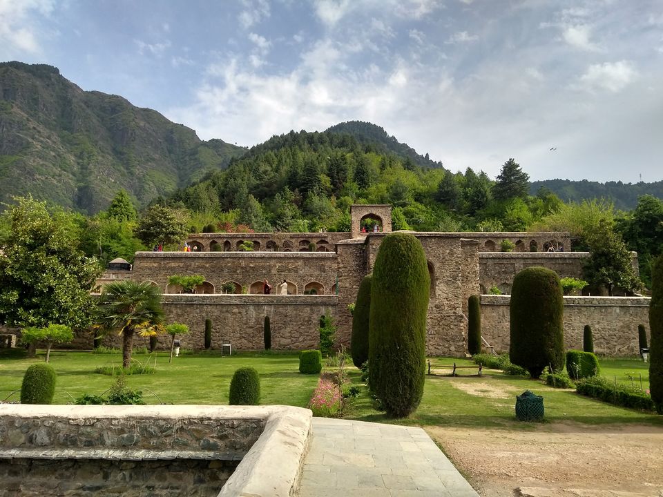 Photo of Kashmir Valley by Saptadeepa Bandopadhyay