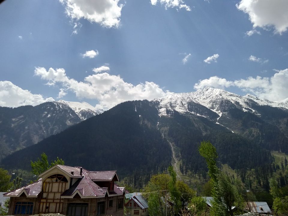Photo of Kashmir Valley by Saptadeepa Bandopadhyay