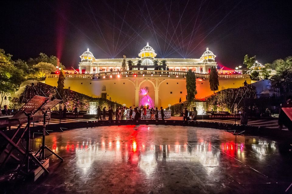 Photo of Spend Your Christmas And New Year Lavishly With The Most Incredible Offers 7/13 by Kanj Saurav