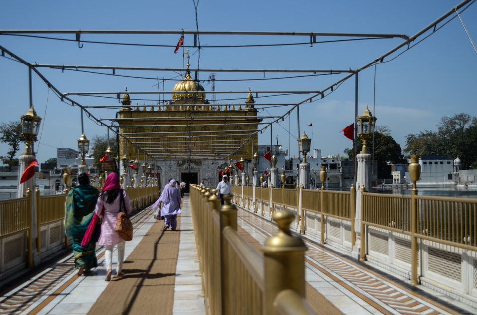 Photo of Divine Amritsar.. 2/9 by Sheetal Goel