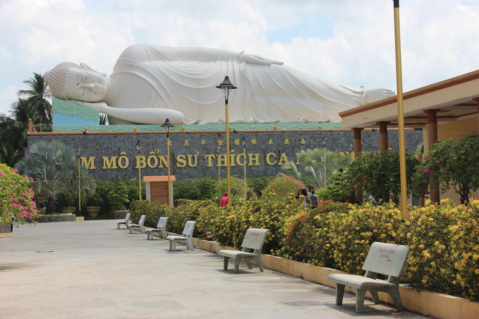 Photo of The ultimate travel guide to VIETNAM by melia mahajan