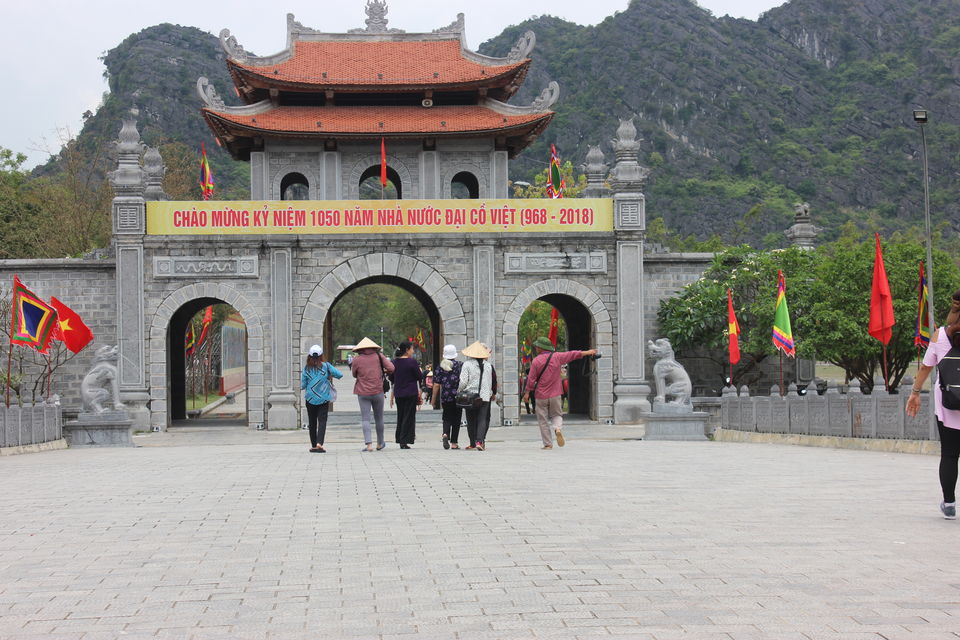 Photo of Tam Coc Ninh Binh, Ninh Hải, Hoa Lư District, Ninh Bình Province, Vietnam by melia mahajan