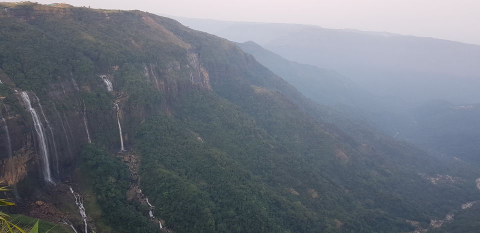 Photo of Seven Sisters Falls, Cherrapunjee, Nongkalikhai, Cherrapunjee, Meghalaya, India by Siva Ilankumaran