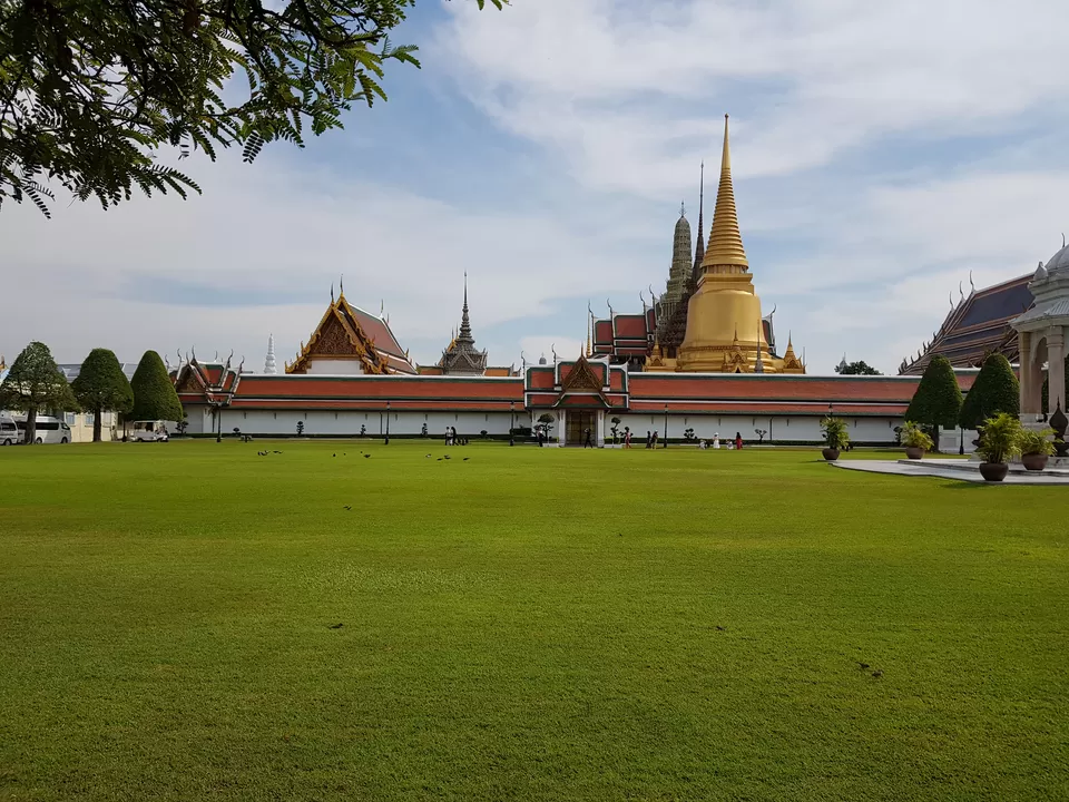 Photo of Wat Phra Kaew (Temple of the Emerald Buddha), Phra Borom Maha Ratchawang, Phra Nakhon, Bangkok, Thailand by Siva Ilankumaran