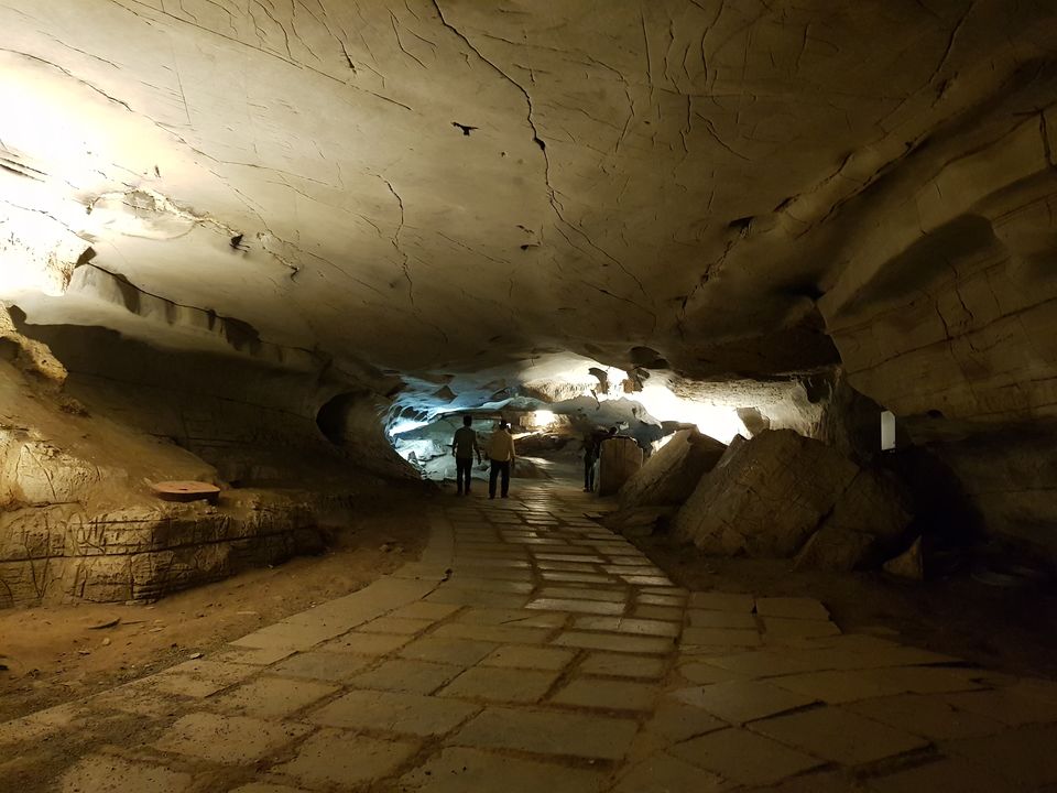 Photo of Belum Caves, Kolimigundla, Andhra Pradesh, India by Siva Ilankumaran