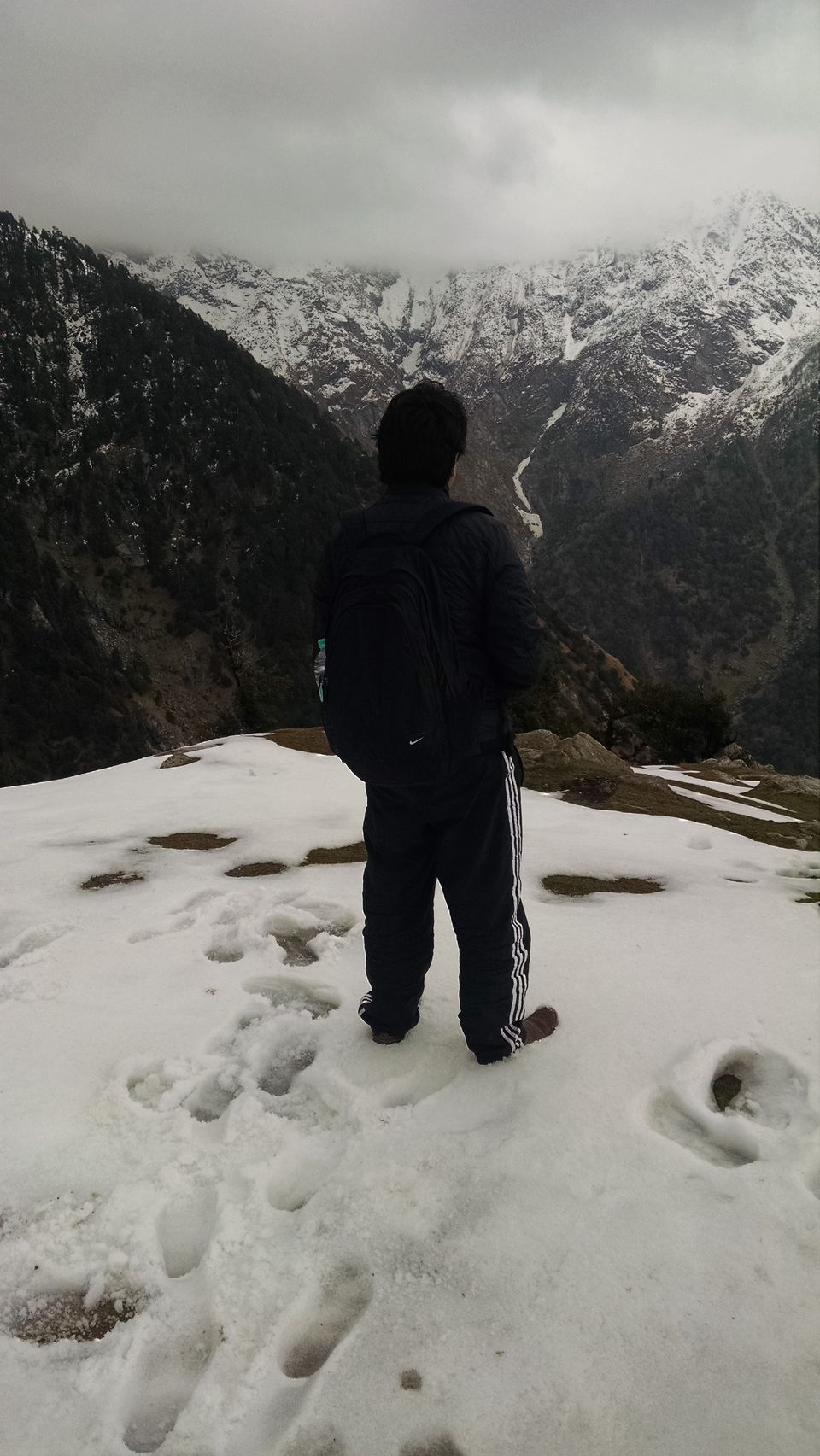 Photo of Triund Trek, Trail to Triund Hill, Dharamshala, Himachal Pradesh, India by Neeraj Mehta