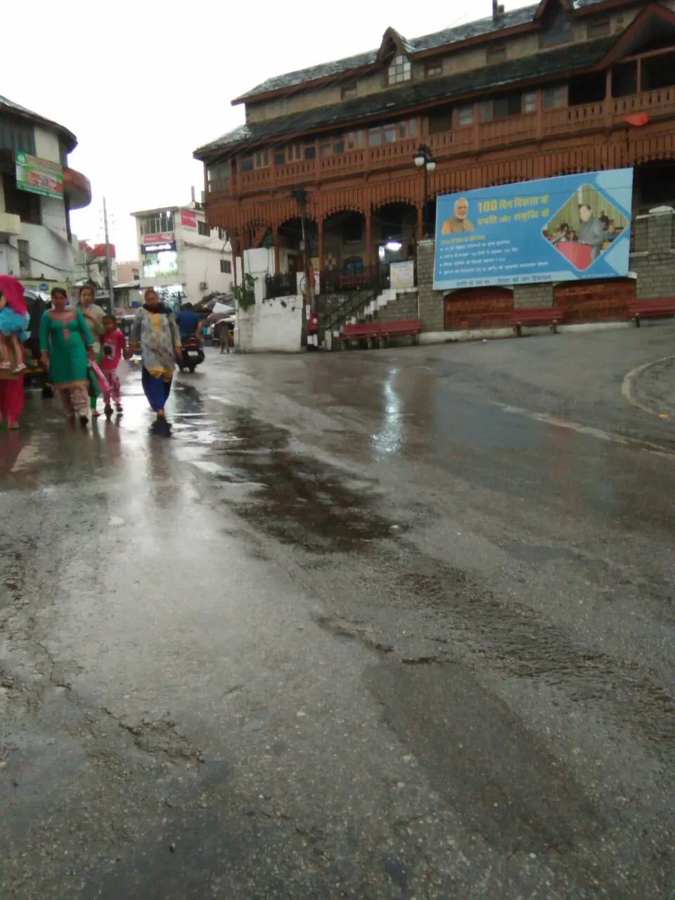 Photo of Indira Market, Batehar, Tarna, Mandi, Himachal Pradesh, India by Kanika Sharma