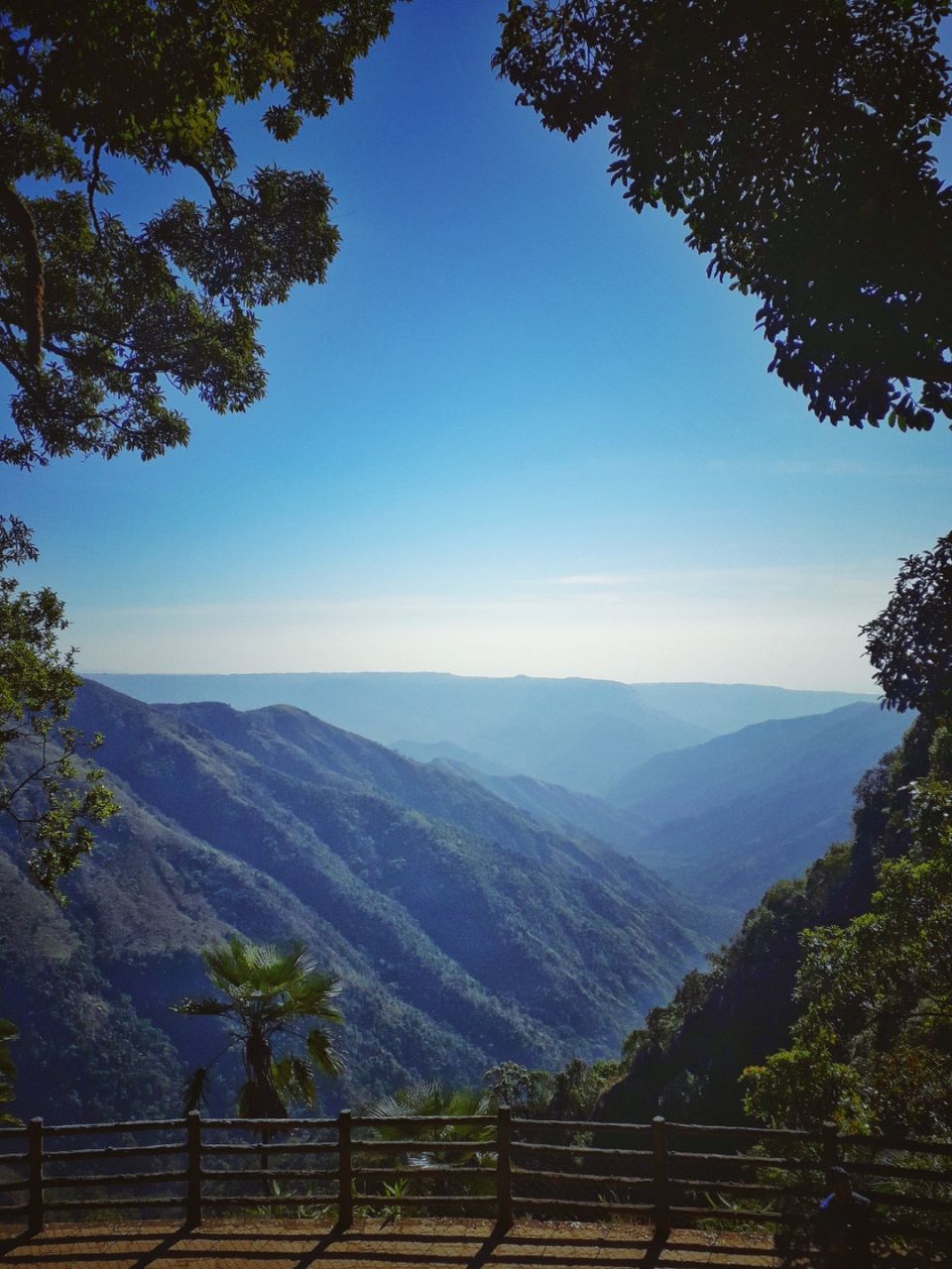 Photo of Arwah Cave, Cherrapunjee, Meghalaya, India by Badal Jain