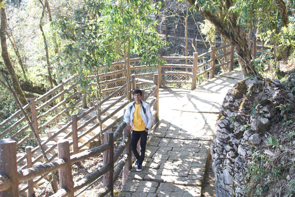 Photo of Arwah Cave, Cherrapunjee, Meghalaya, India by Badal Jain