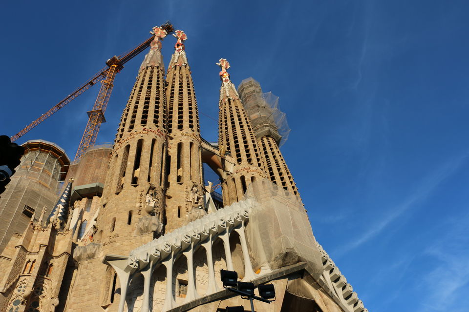 Photo of Hola Barcelona.. 1/11 by Lone Wolf