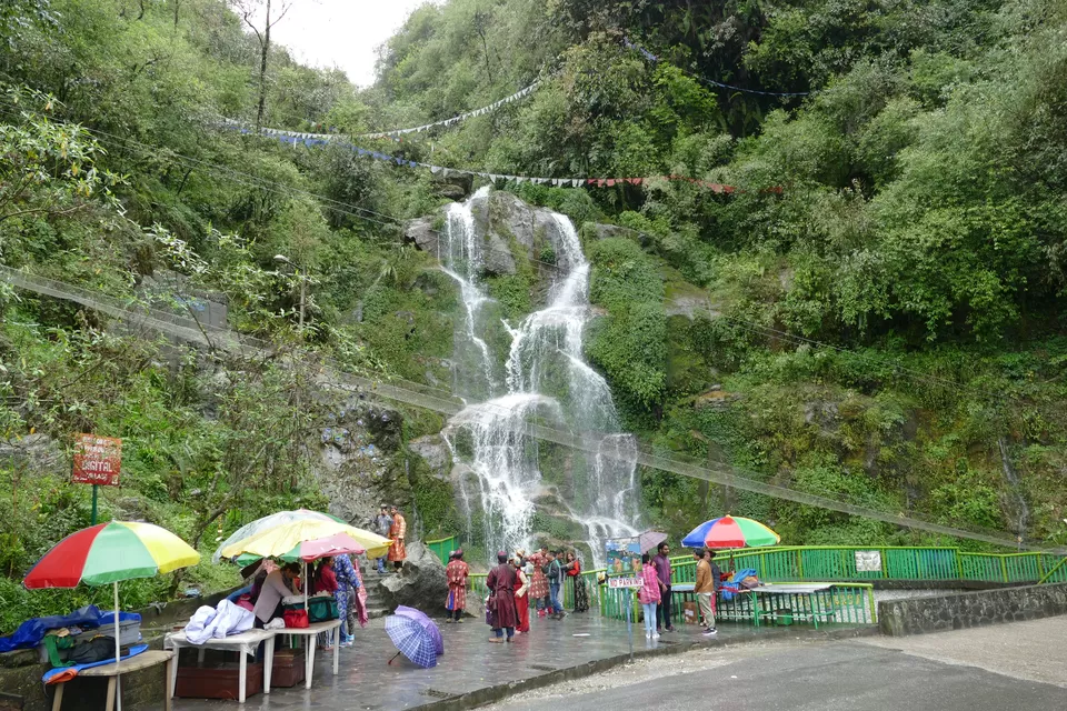 Photo of Bakthang Waterfall, Gangtok, Sikkim, India by Rahul Tiwari