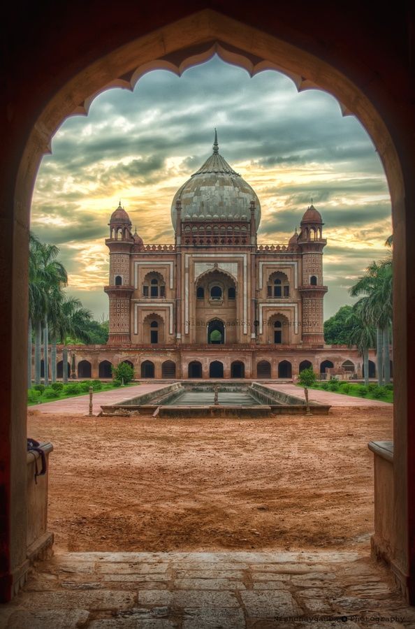 Photo of A Backpacker’s Guide to Delhi 4/4 by Kaifulwara Sheikh