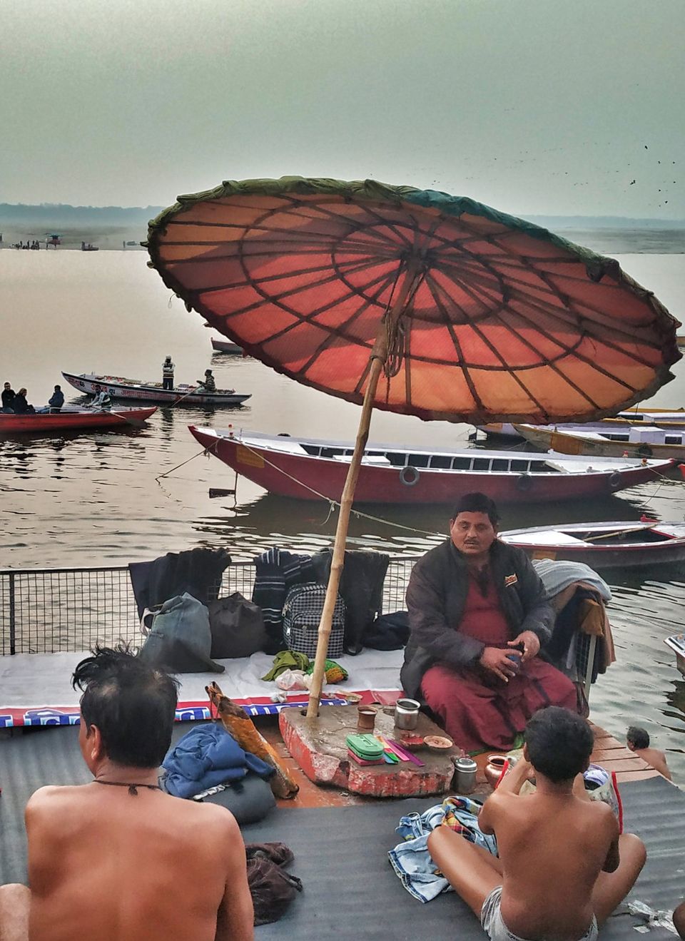 Photo of Dashashwamedh Ghat, Dashashwamedh Ghat Road, Ghats of varanasi, Godowlia, Varanasi, Uttar Pradesh, India by Debadrita Basak