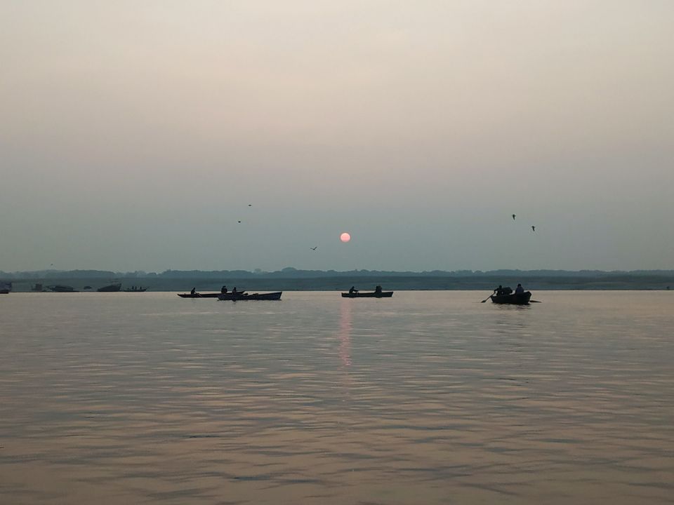Photo of Dashashwamedh Ghat, Dashashwamedh Ghat Road, Ghats of varanasi, Godowlia, Varanasi, Uttar Pradesh, India by Debadrita Basak