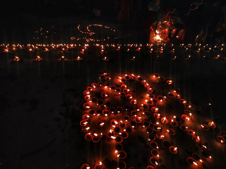 Photo of Munshi Ghat, Dashashwamedh Ghat Road, Ghats of varanasi, Bangali Tola, Varanasi, Uttar Pradesh, India by Debadrita Basak