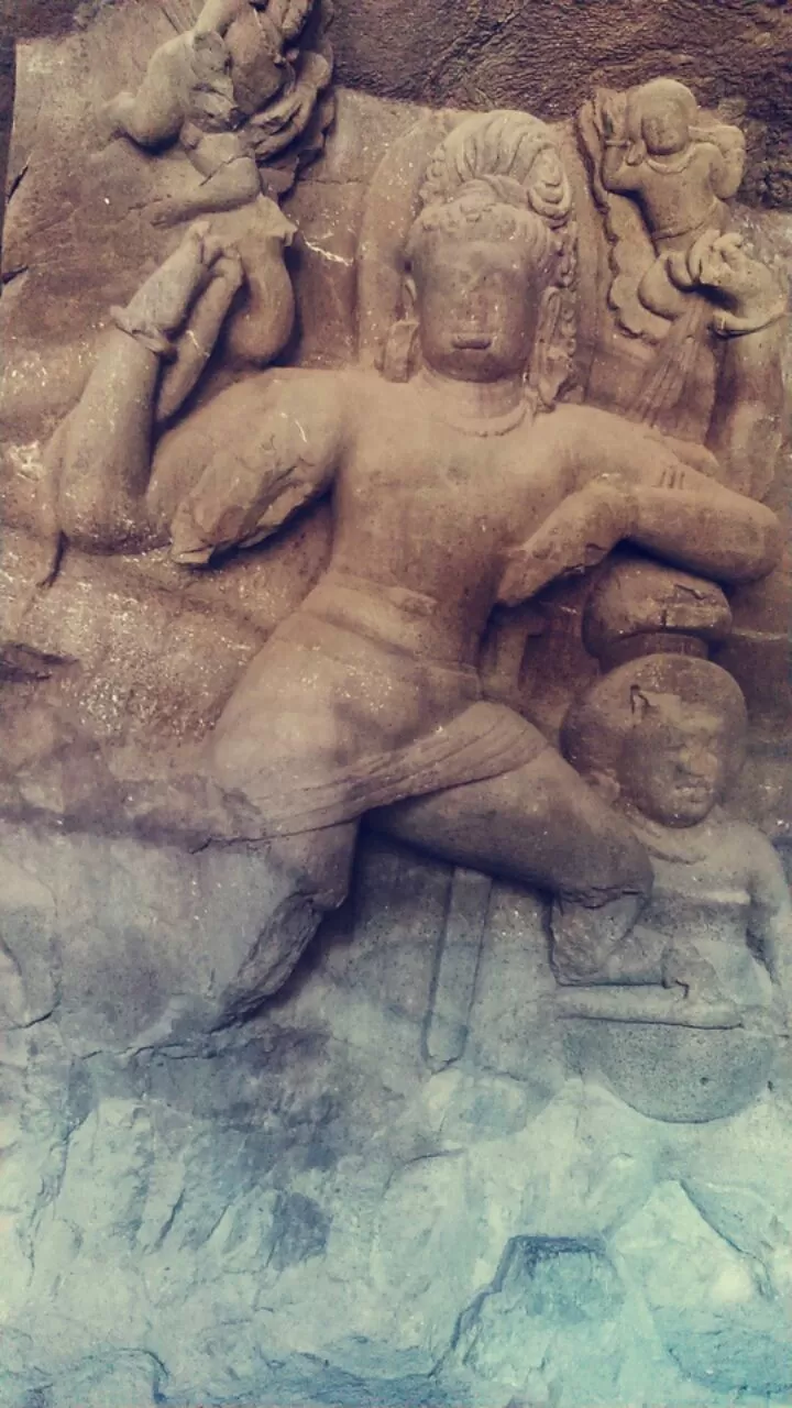 Photo of Elephanta Island, Shet Bandar, Gharapuri, Maharashtra, India by The Wandering Wolf