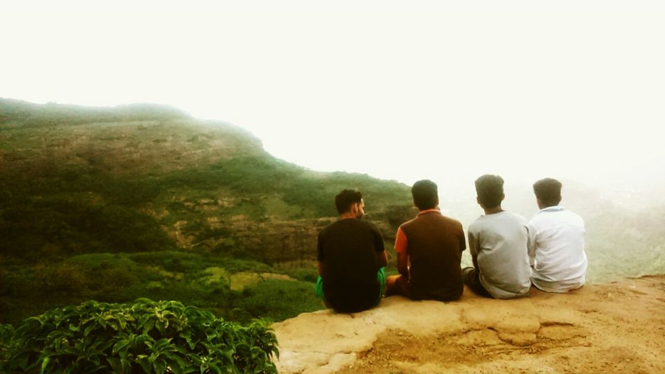 Photo of Lion Point, Hudco Colony, Lonavala, Maharashtra, India by The Wandering Wolf
