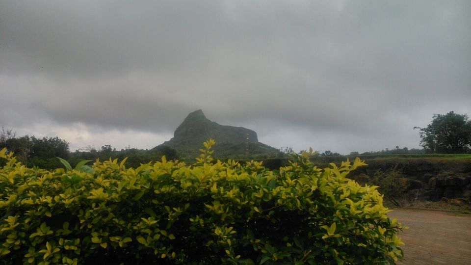 Photo of Lion Point, Hudco Colony, Lonavala, Maharashtra, India by The Wandering Wolf