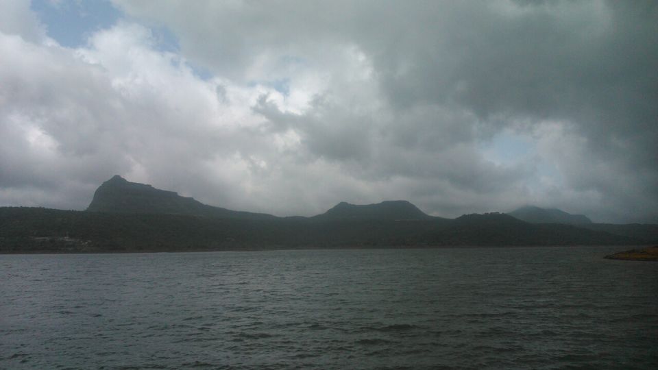 Photo of Pawna Lake, Pune, Maharashtra, India by The Wandering Wolf