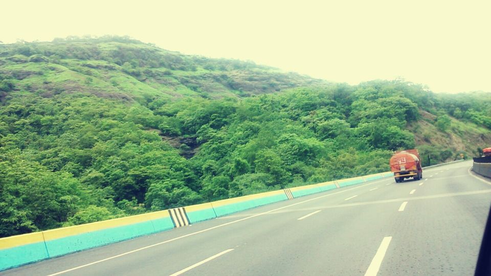 Photo of Mumbai-Pune Expressway, Sector 6, Navi Mumbai, Maharashtra, India by The Wandering Wolf