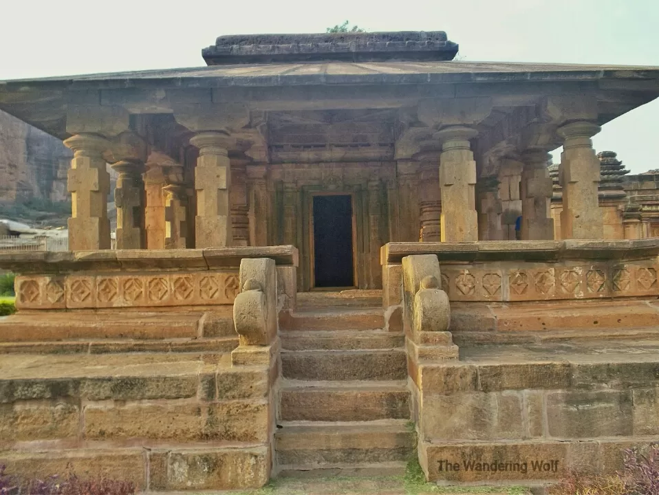 Photo of Sunset Point, Bhootnath Temple, Badami, Karnataka, India by The Wandering Wolf