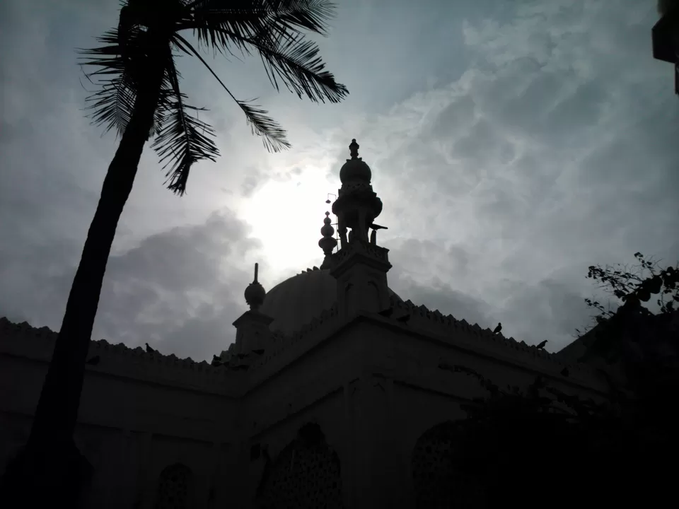 Photo of Haji Ali, Haji Ali, Mumbai, Maharashtra, India by The Wandering Wolf