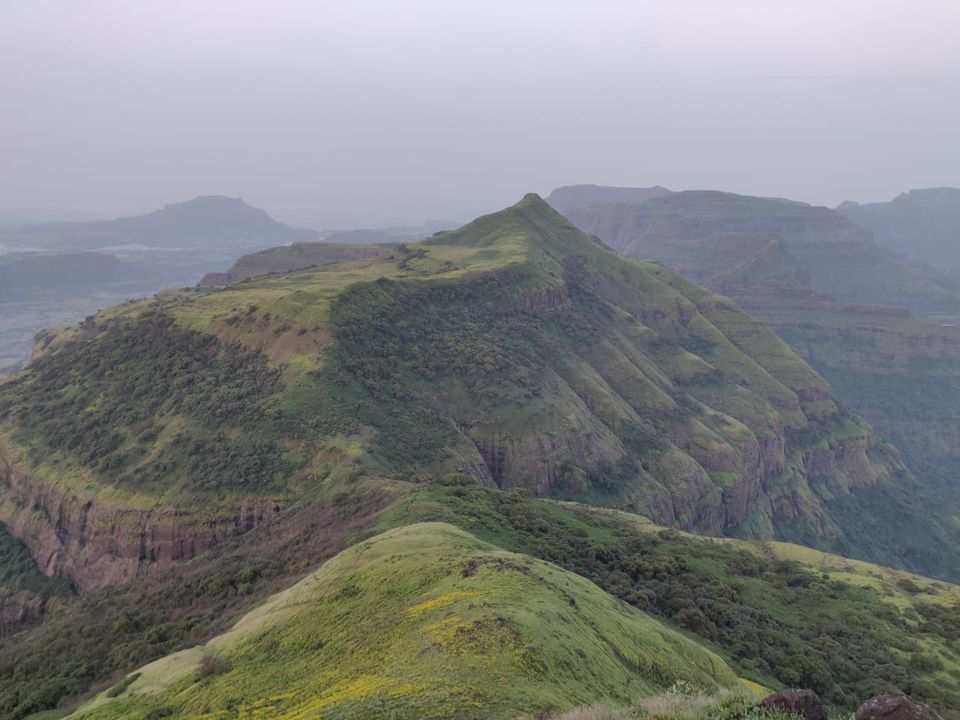 Photo of Trekking through the night, to Mount Kalsubai by Harshit Rakheja