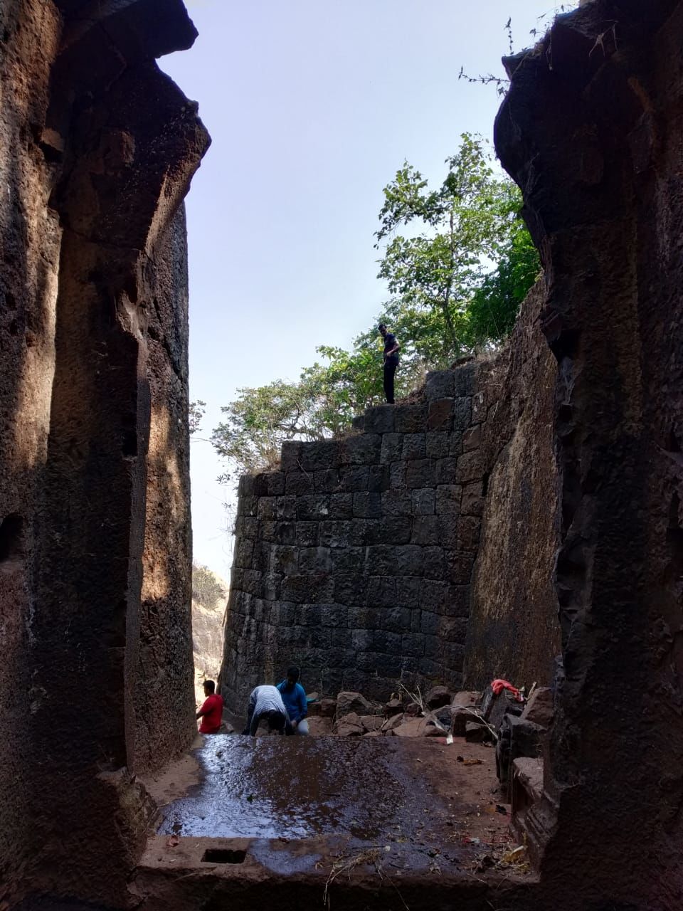 Photo of Mahuli Fort, Asangaon, Maharashtra, India by Harshit Rakheja