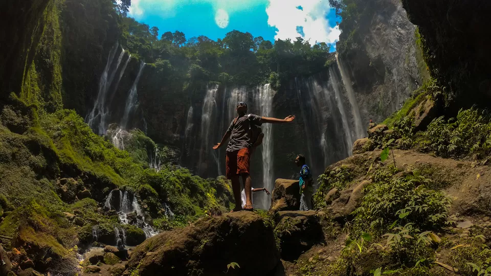 Photo of Tumpak Sewu Waterfall, Besukcukit, Sidorenggo, Malang, East Java, Indonesia by Kunal