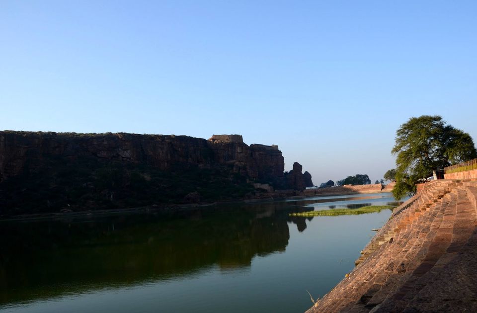 Photo of Exploring Peculiar Hampi 3/18 by Vyom