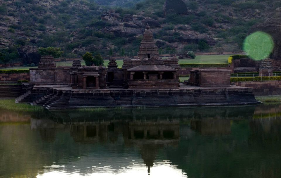 Photo of Exploring Peculiar Hampi 6/18 by Vyom
