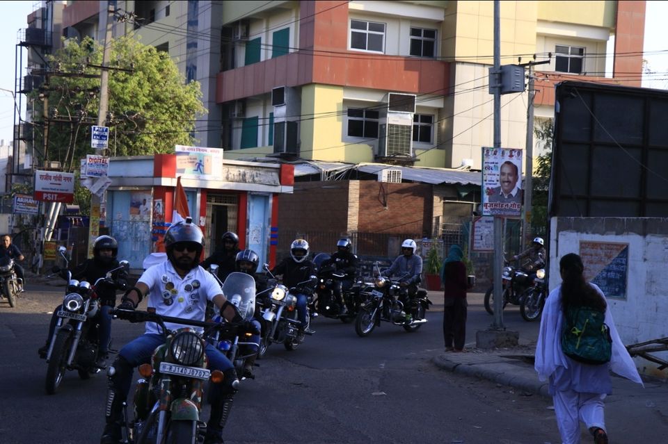 Photo of Kota on Wheels - कोटा शहर की पहली पब्लिक बाइक राइड । by Saransh Ramavat