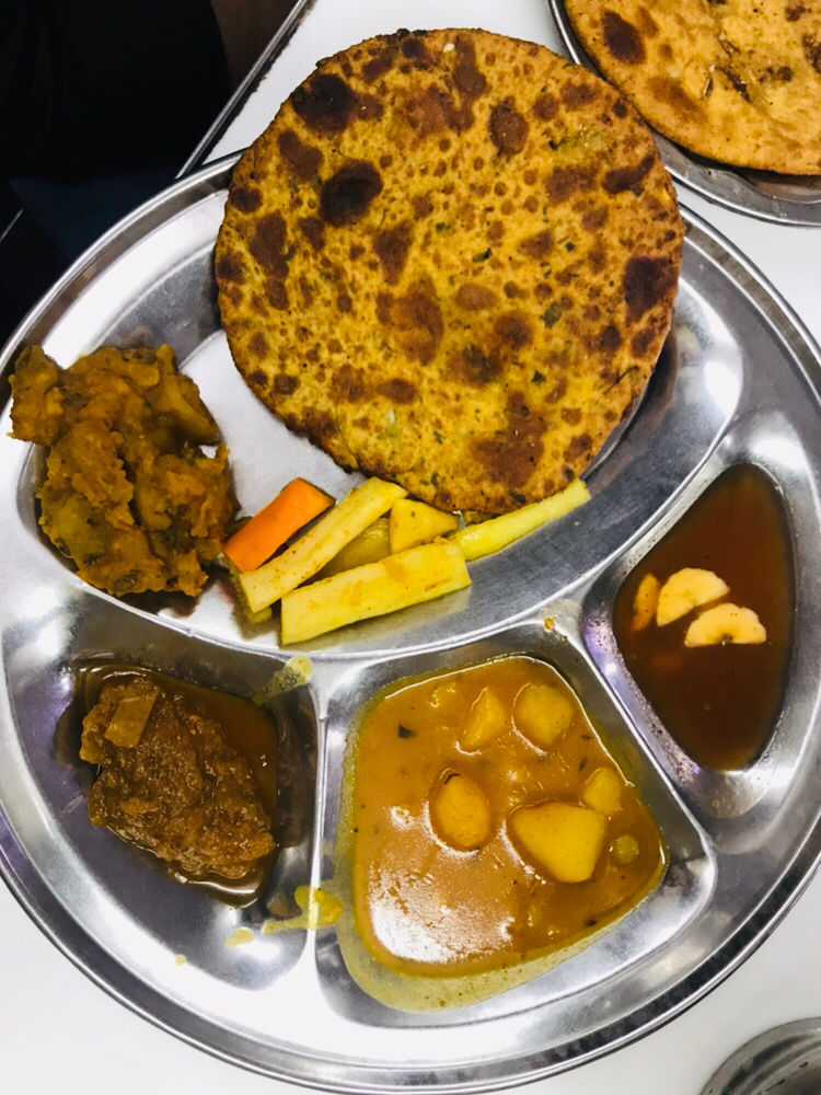 Photo of Paranthe Wali Gali, Chandni Chowk, New Delhi, Delhi, India by Sharwani Bhati