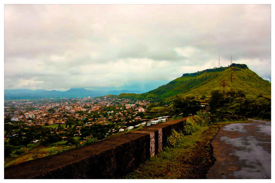 Photo of Kaas Lake, Kas, Maharashtra, India by A GALLIVANT
