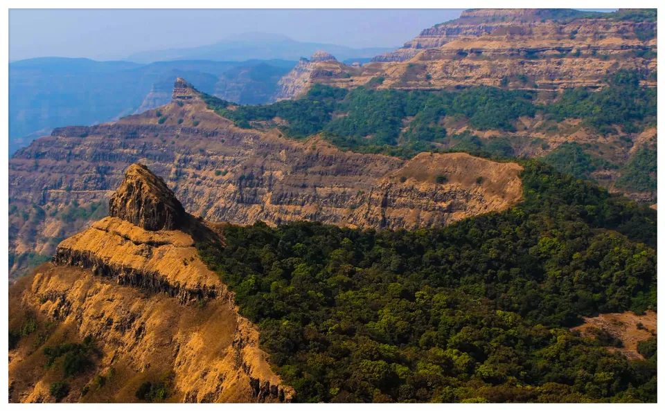 Photo of Kaas Lake, Kas, Maharashtra, India by A GALLIVANT